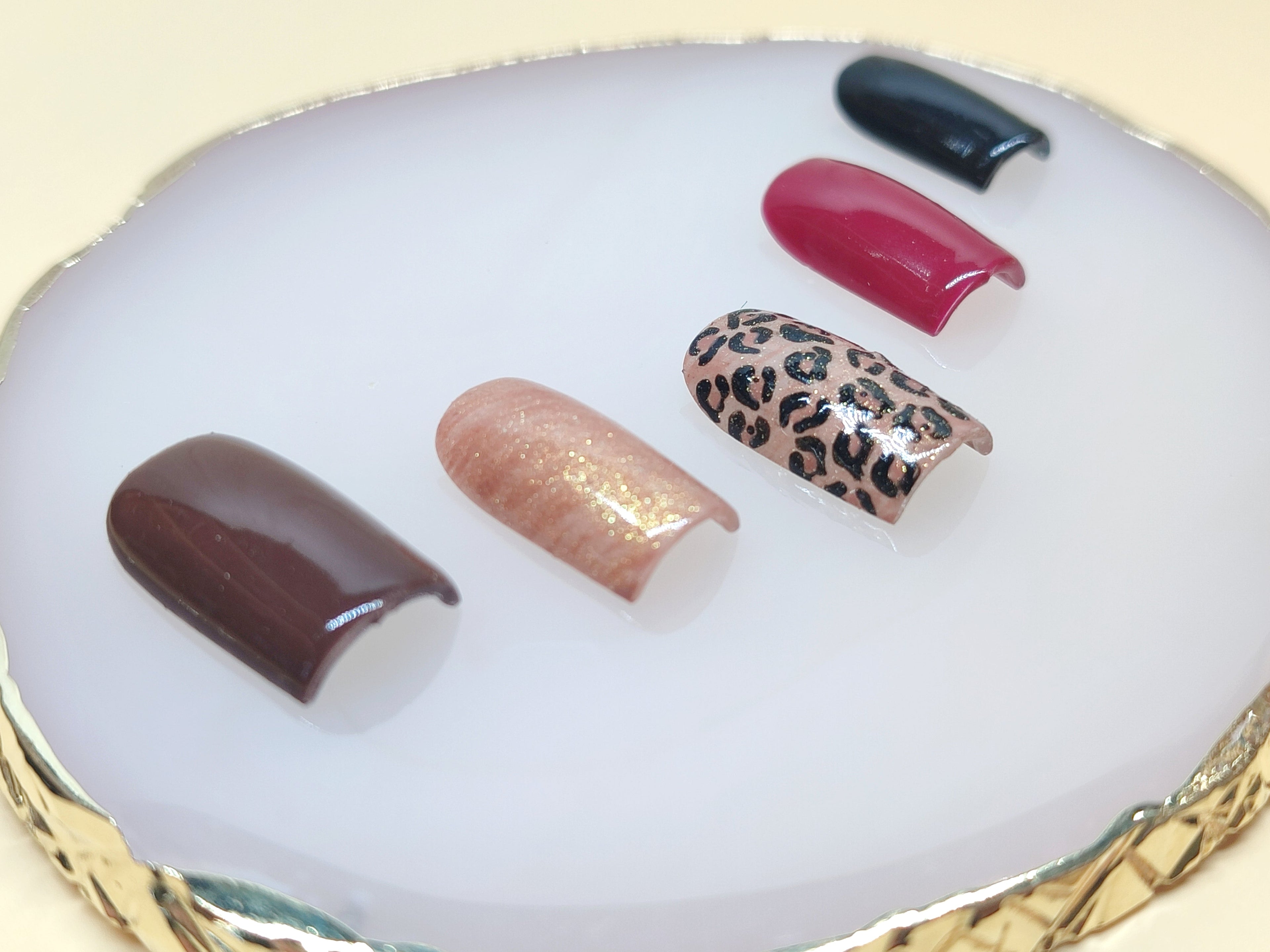 Léopard Minima Nails